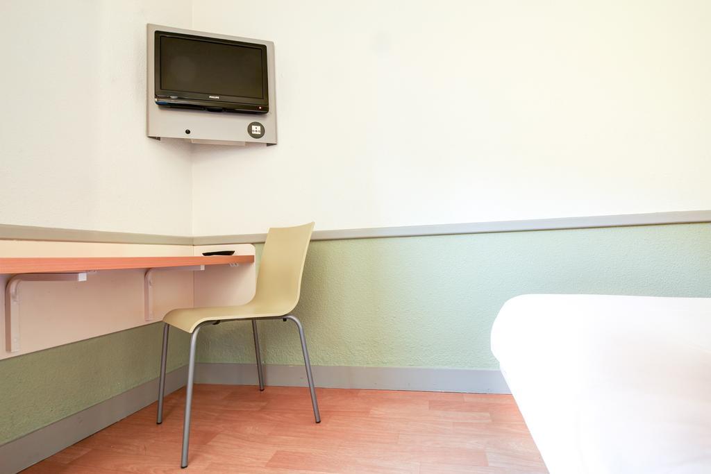 Ibis Budget Châteaudun Dış mekan fotoğraf